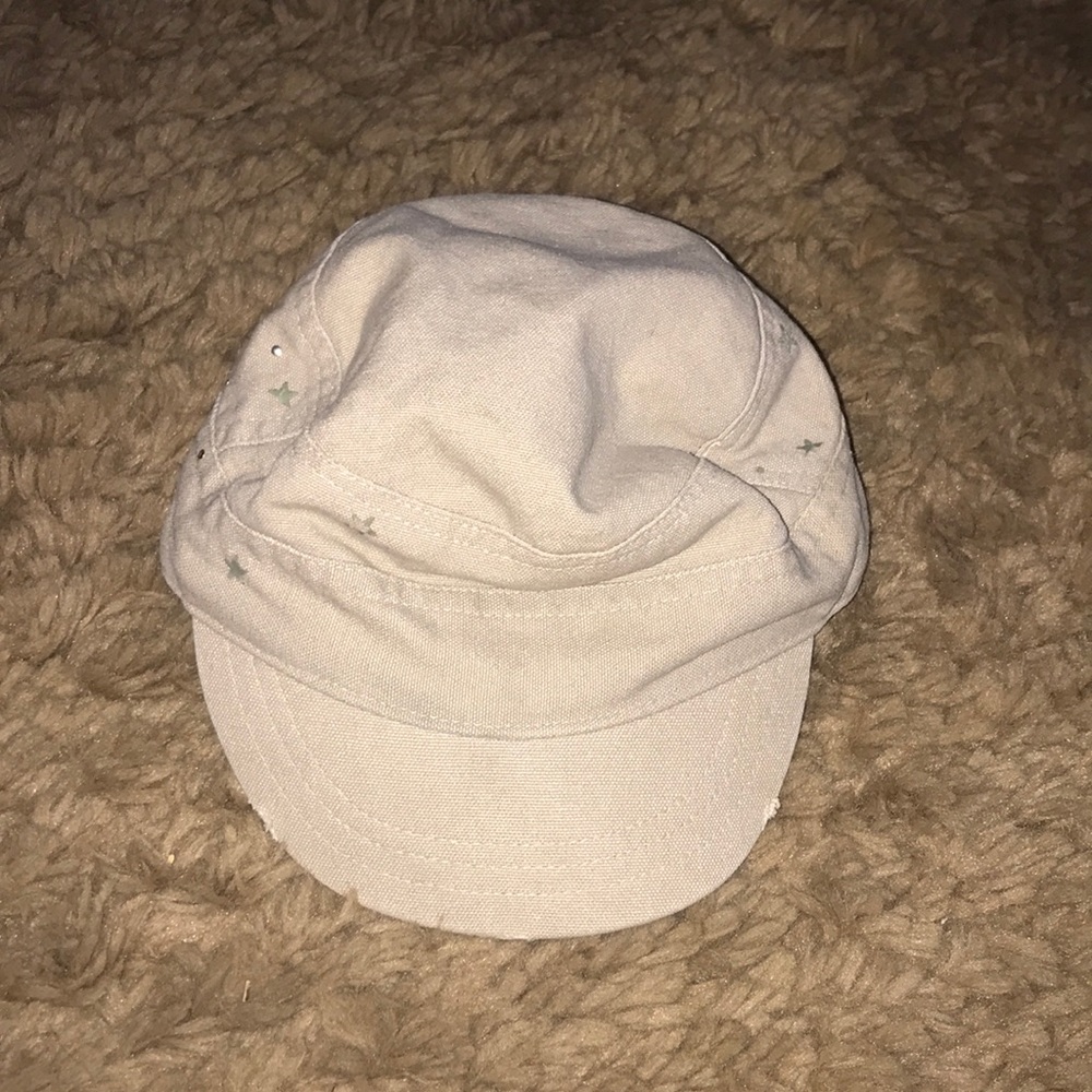 Girls hat with silver stars